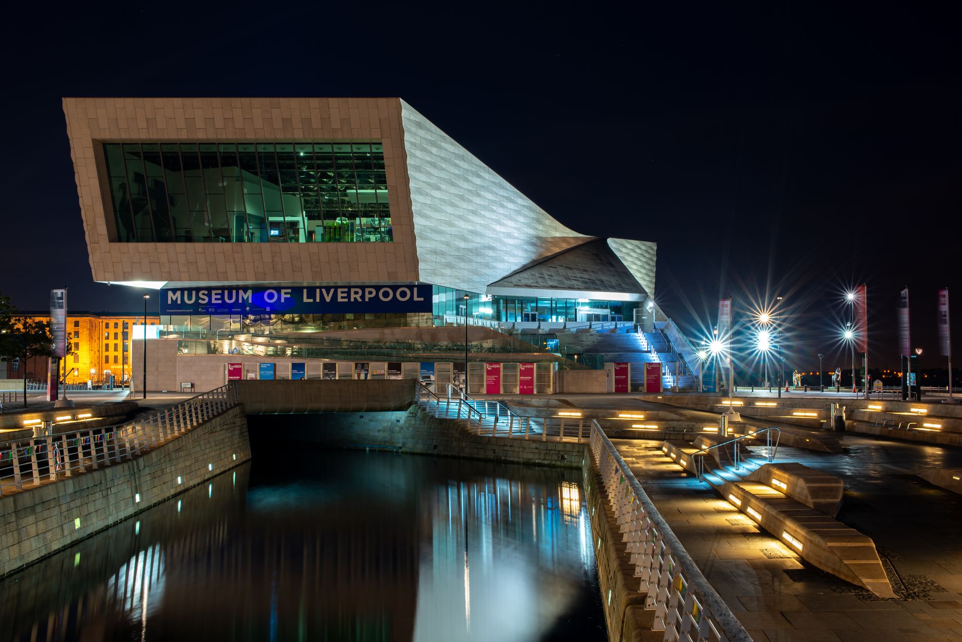 night view of museum of liverpool architecture